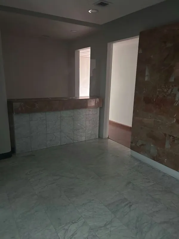 OFICINA DE 218 m² EN  - REA BANCARIA | 5 ESTACIONAMIENTOS