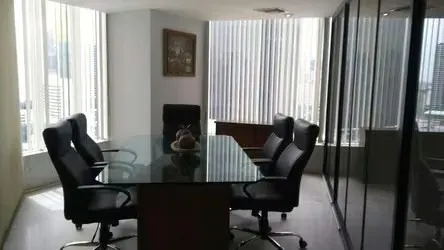 Venta de Oficina Amoblada en Obarrio