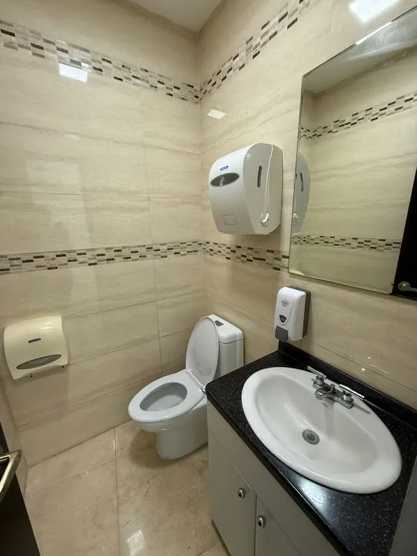 SALE Commercial Office · F&F Properties