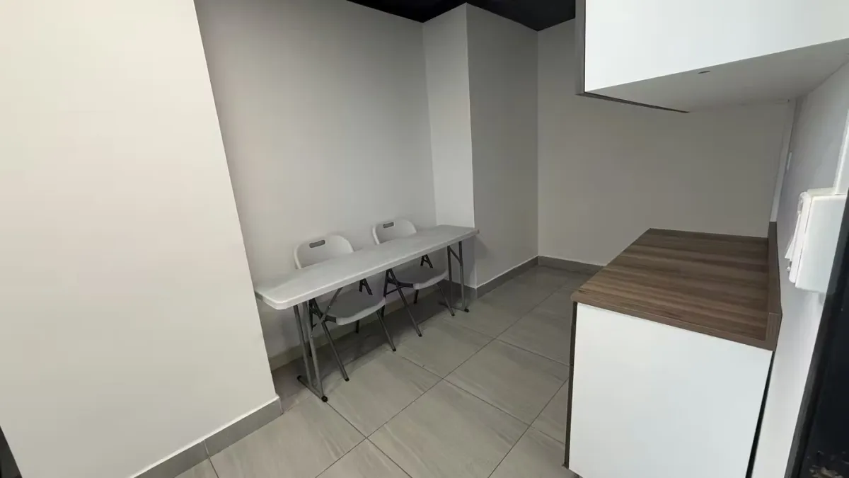 Oficina Amoblada en Torre Banco General  -  Calle 50 | Ubicación Premium