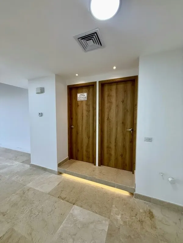Elegante Oficina en Alquiler | Balboa Office Center (BOC)  -  Avenida Balboa