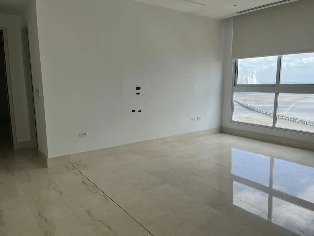 BRAND NEW PENTHOUSE IN COCO DEL MAR - PANORAMA TOWER | 352 m²