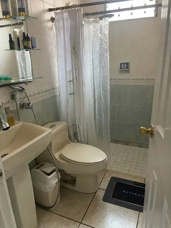 Casa Unifamiliar en Brisas del Golf | Calle Sin Salida | 307 m² Terreno | $250,000
