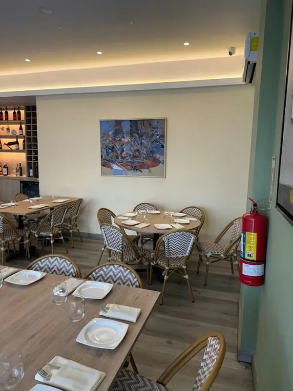 Local para Restaurante en Costa del Este con Terraza