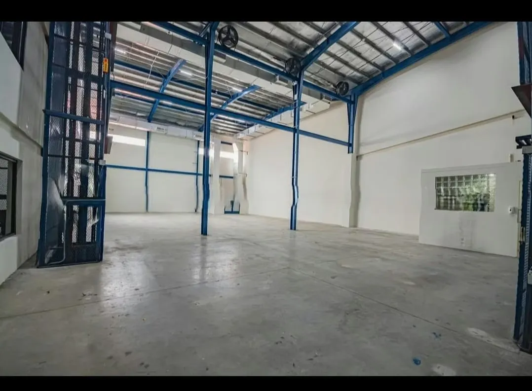 Corporate Building for Lease - Costa del Este | Offices + Warehouse | High Visibility