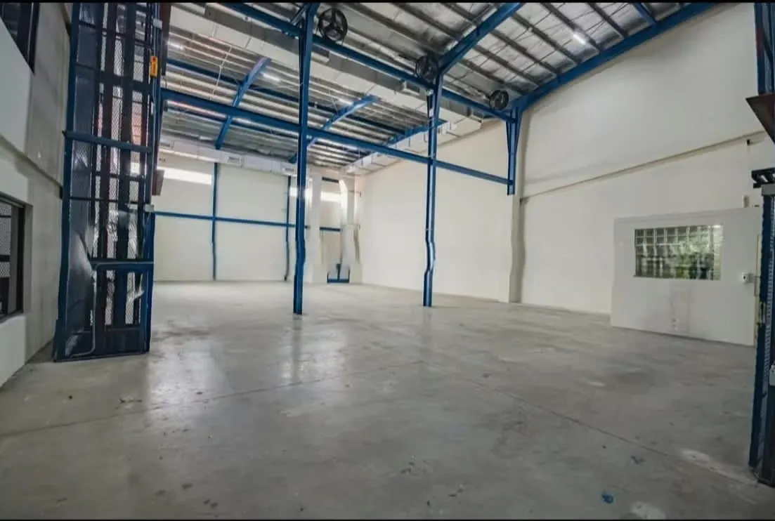 Corporate Building for Lease - Costa del Este | Offices + Warehouse | High Visibility