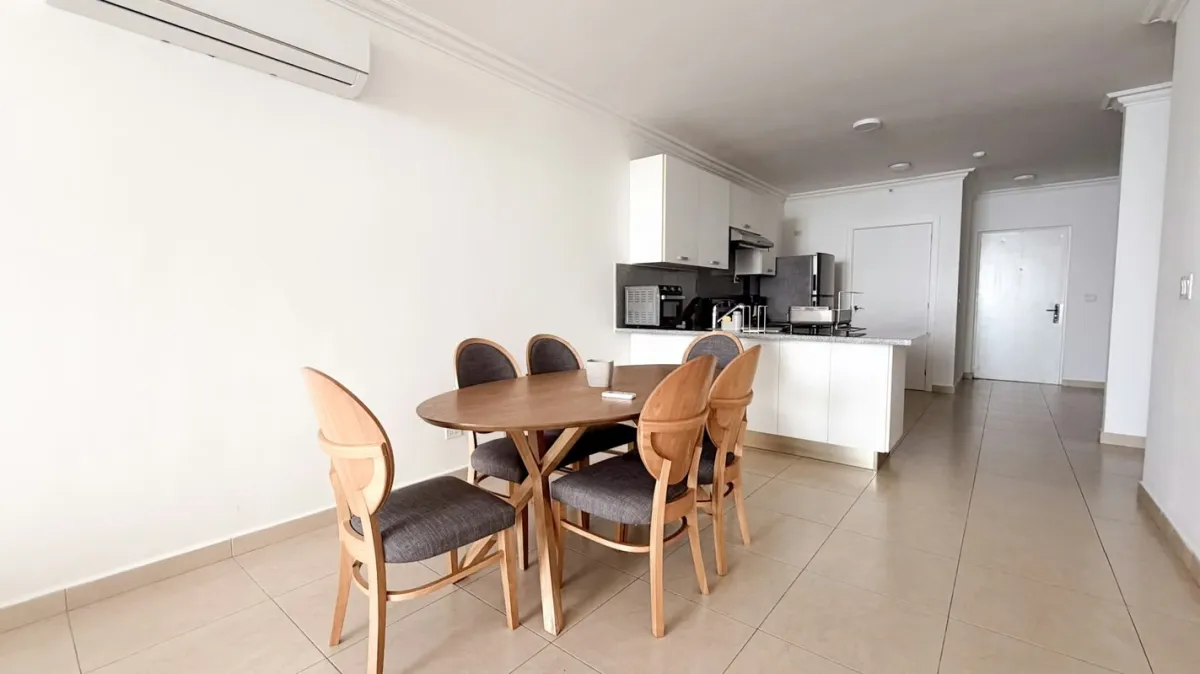 LISTO PARA MUDARTE! AMPLIO APARTAMENTO AMOBLADO