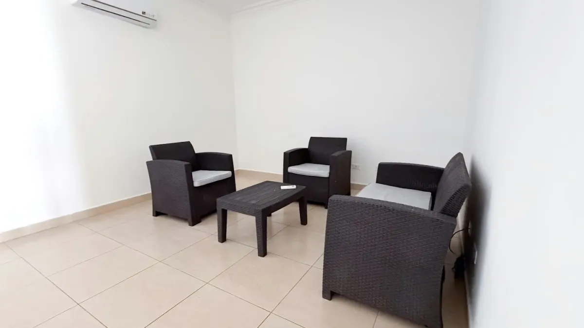 LISTO PARA MUDARTE! AMPLIO APARTAMENTO AMOBLADO