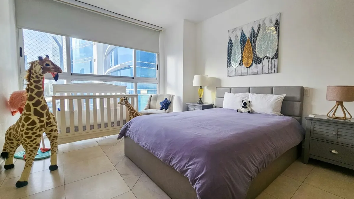Exclusivo Apartamento Amoblado en Avenida Balboa | 3 Recámaras | 256 m²