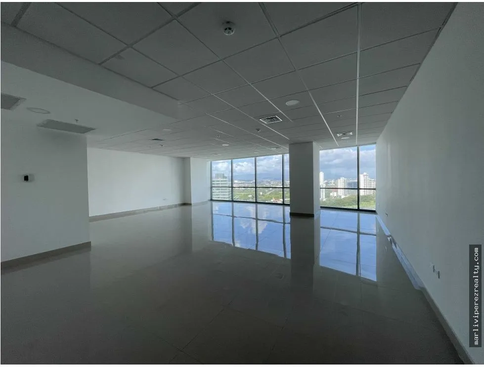 OFFICE RENTAL IN COSTA DEL ESTE