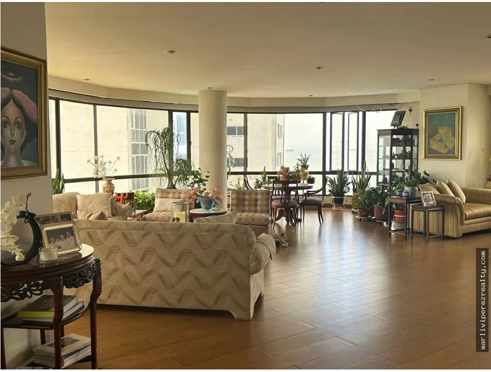 Luxury Apartment for Sale in Coco del Mar - San Francisco
