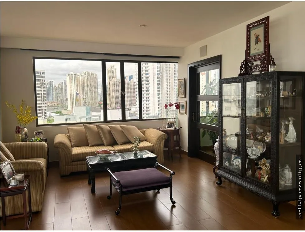 Luxury Apartment for Sale in Coco del Mar - San Francisco
