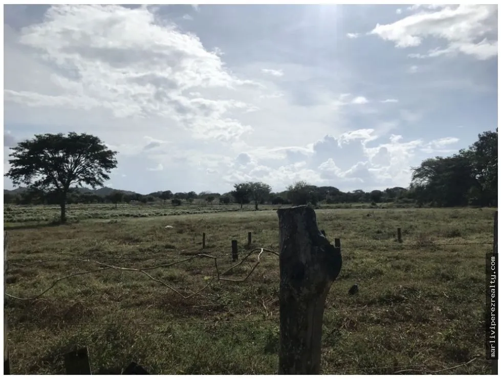 Terrain à bâtir à Chitre à vendre