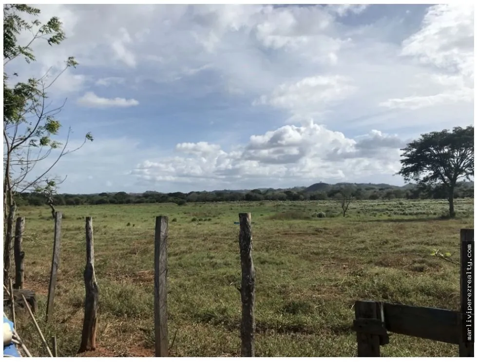 Terrain à bâtir à Chitre à vendre