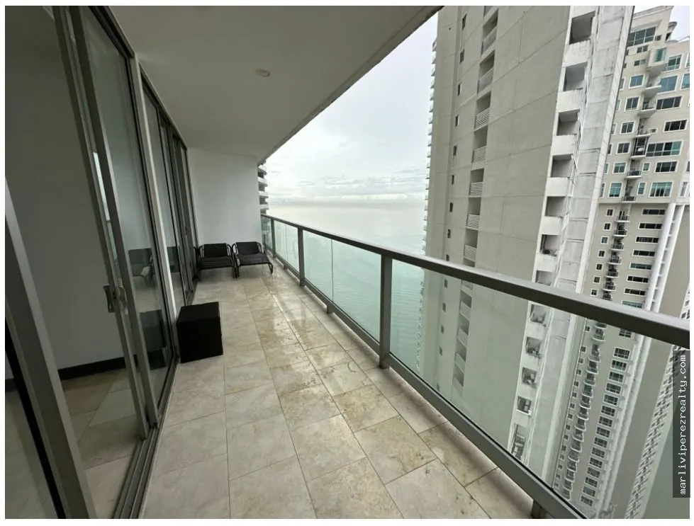 SE VENDE APARTAMENTO EN PUNTA PACÍFICA