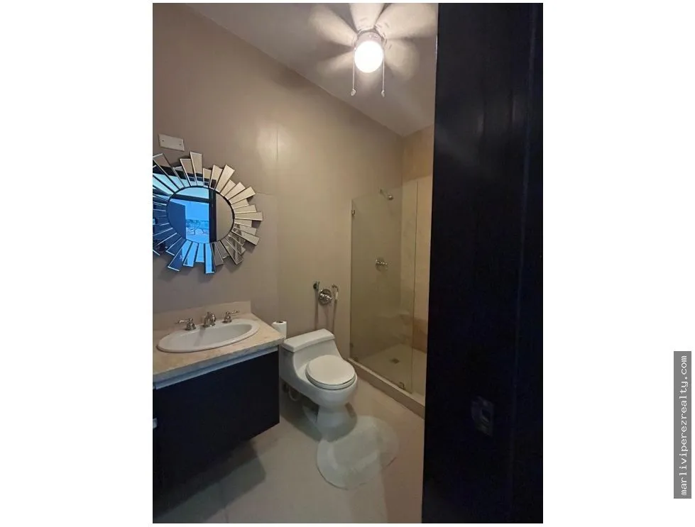Apartment for Sale on Avenida Balboa