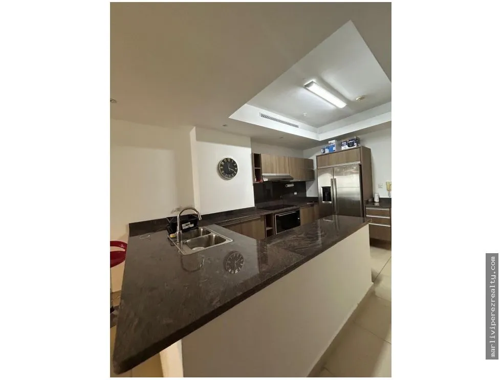 Apartment for Sale on Avenida Balboa