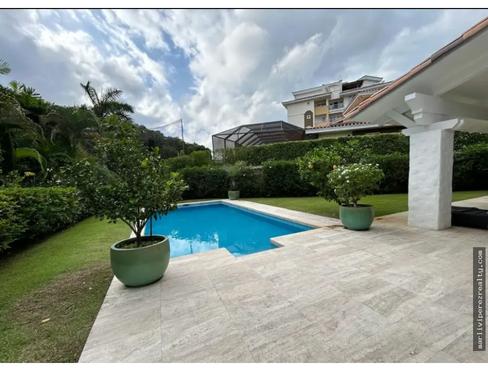 VILLA RENTAL - TUCÁN COUNTRY