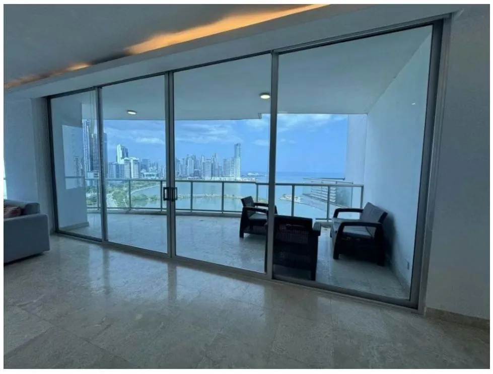APARTMENT FOR RENT AVENIDA BALBOA PH SKY RESIDENCES AVAILABLE OCTOBER