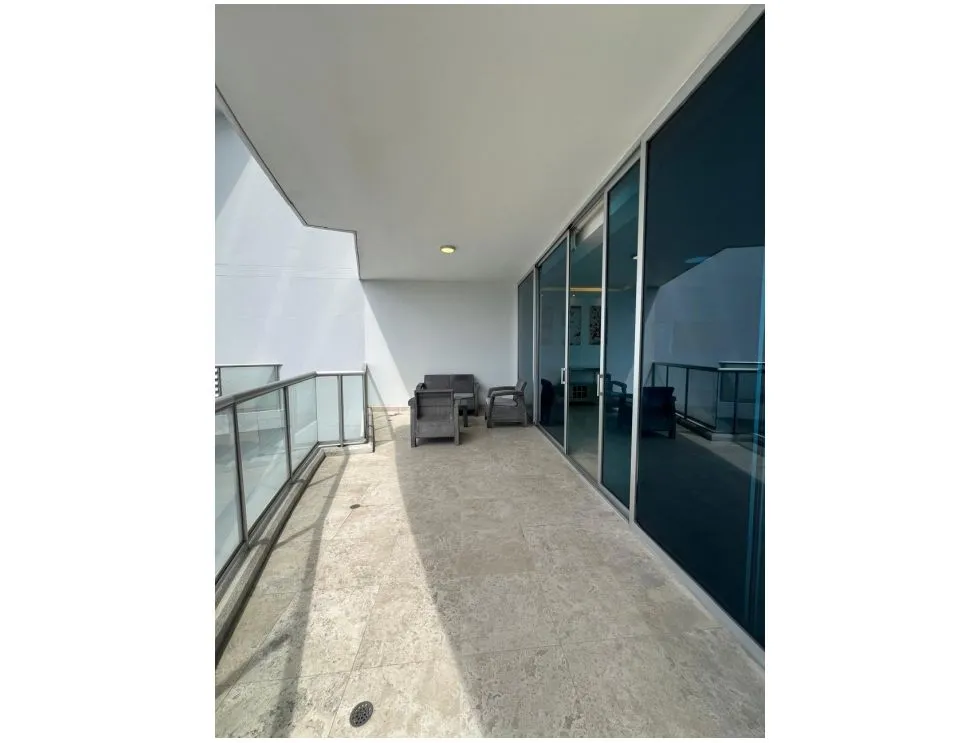 APARTMENT FOR RENT AVENIDA BALBOA PH SKY RESIDENCES AVAILABLE OCTOBER