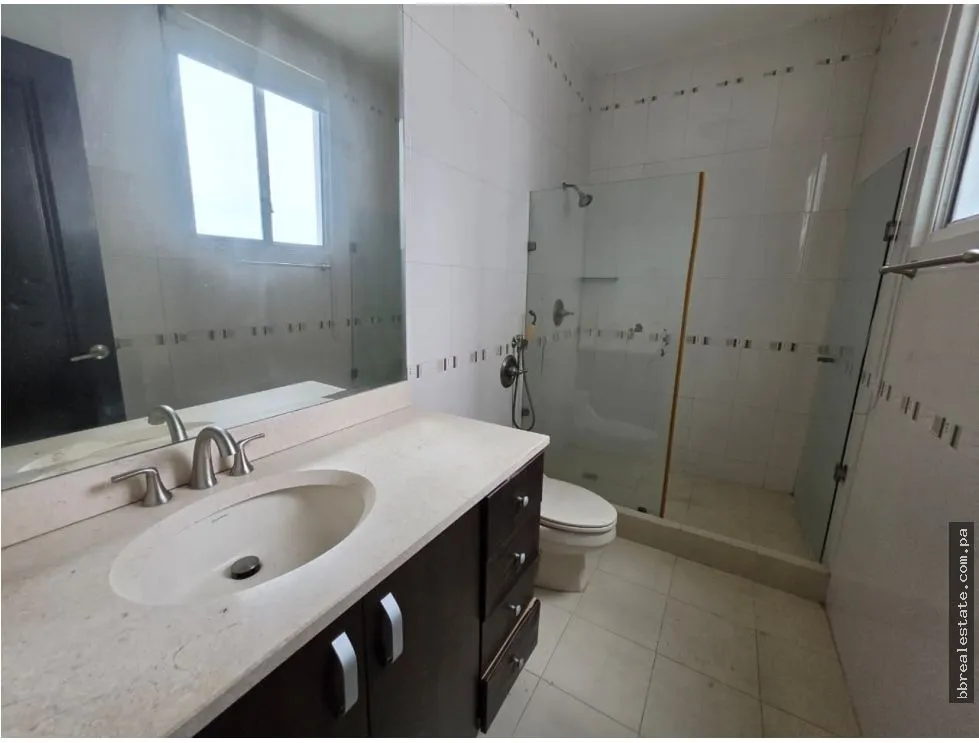 квартира в Costa del Este на продажу
