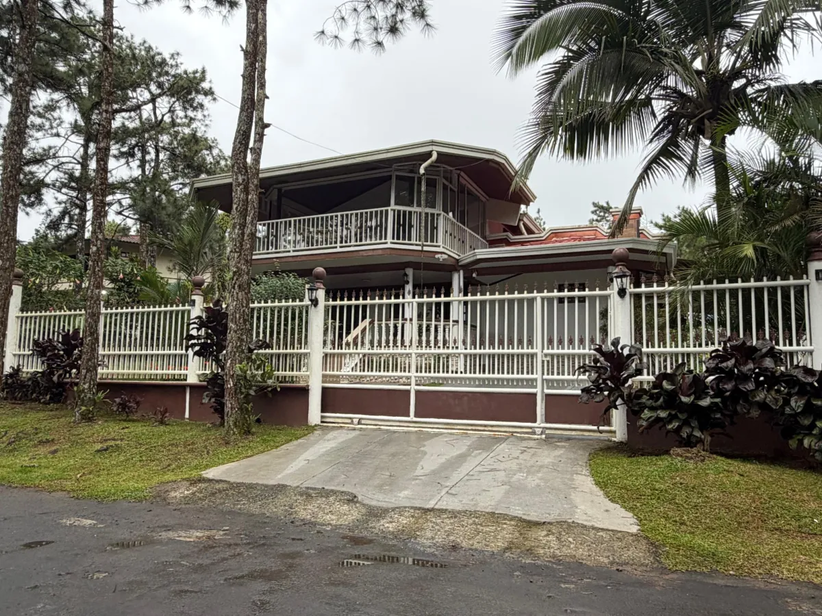 Se vende Casa en Altos de Cerro Azul