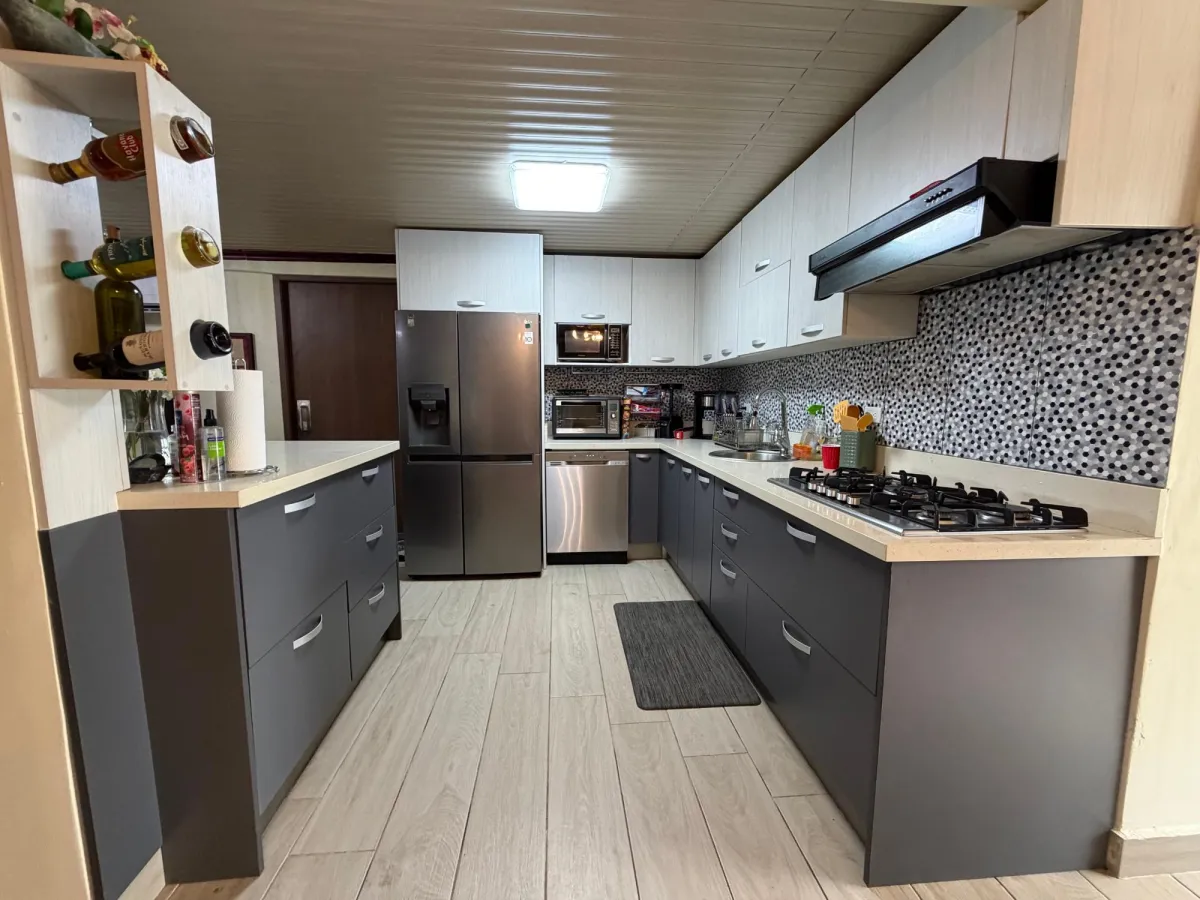 Se vende Casa en Altos de Cerro Azul