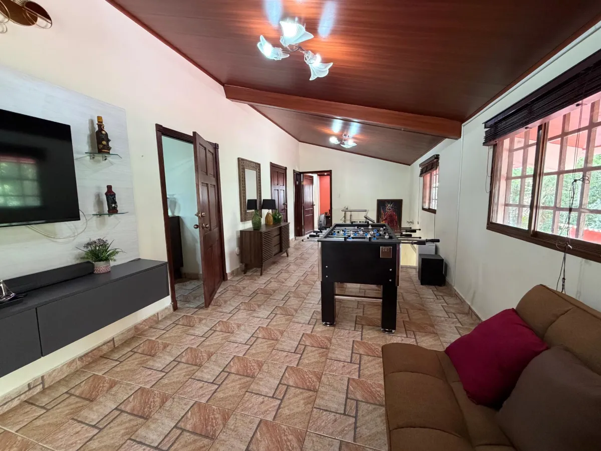 Se vende Casa en Altos de Cerro Azul