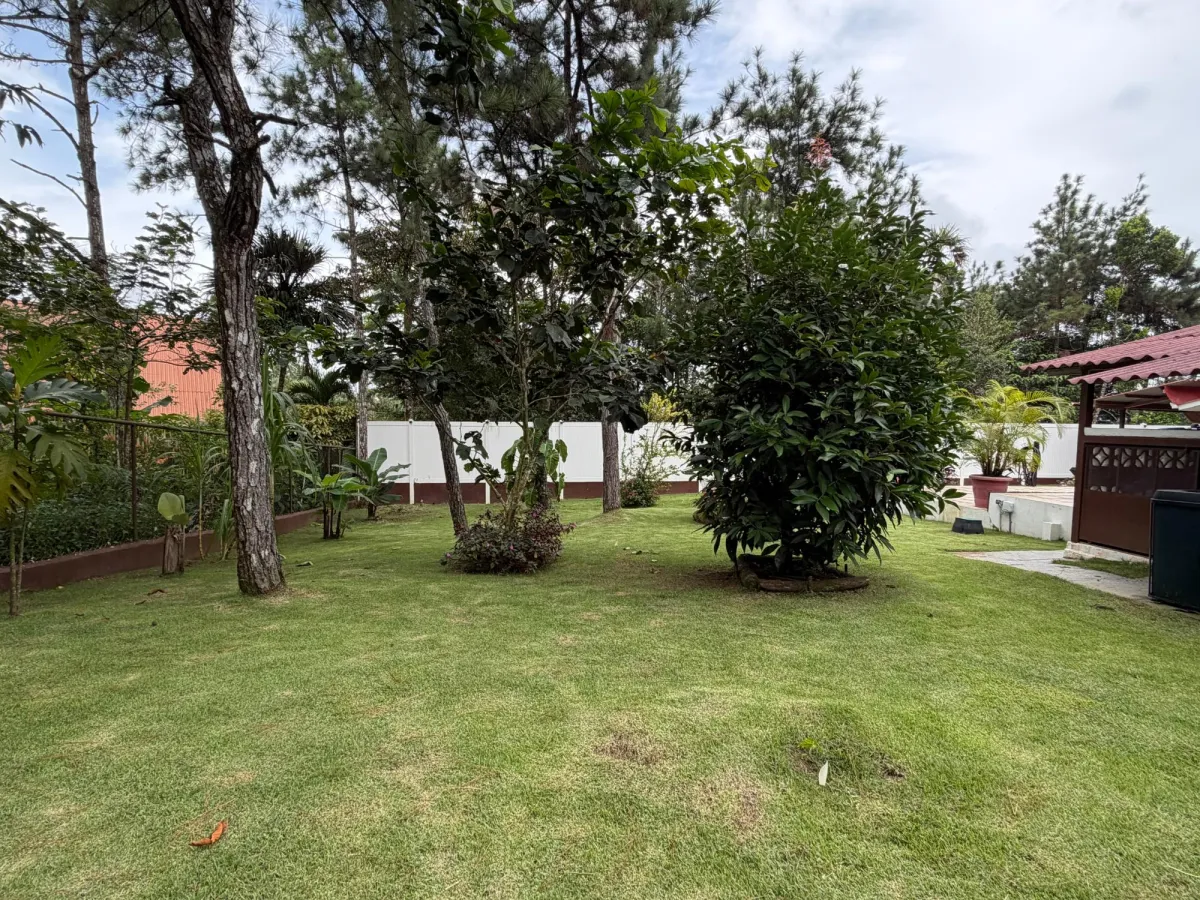 Se vende Casa en Altos de Cerro Azul