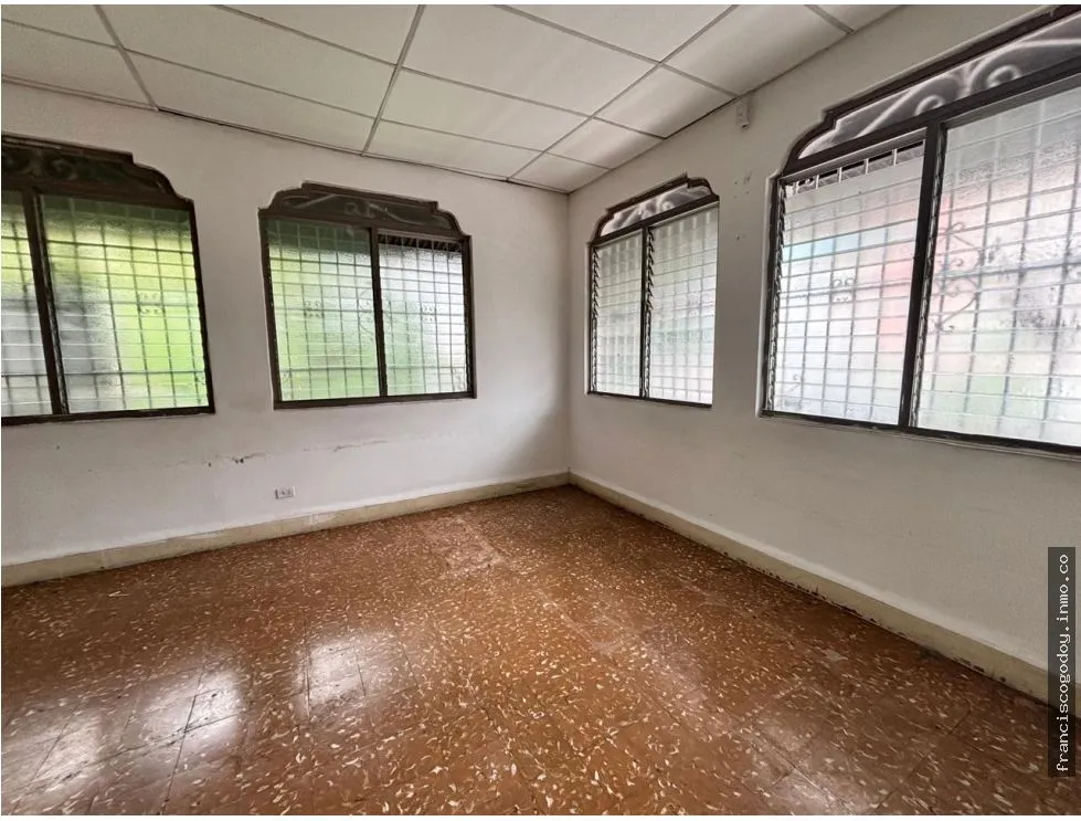 Maison unifamiliale à Bella Vista à vendre