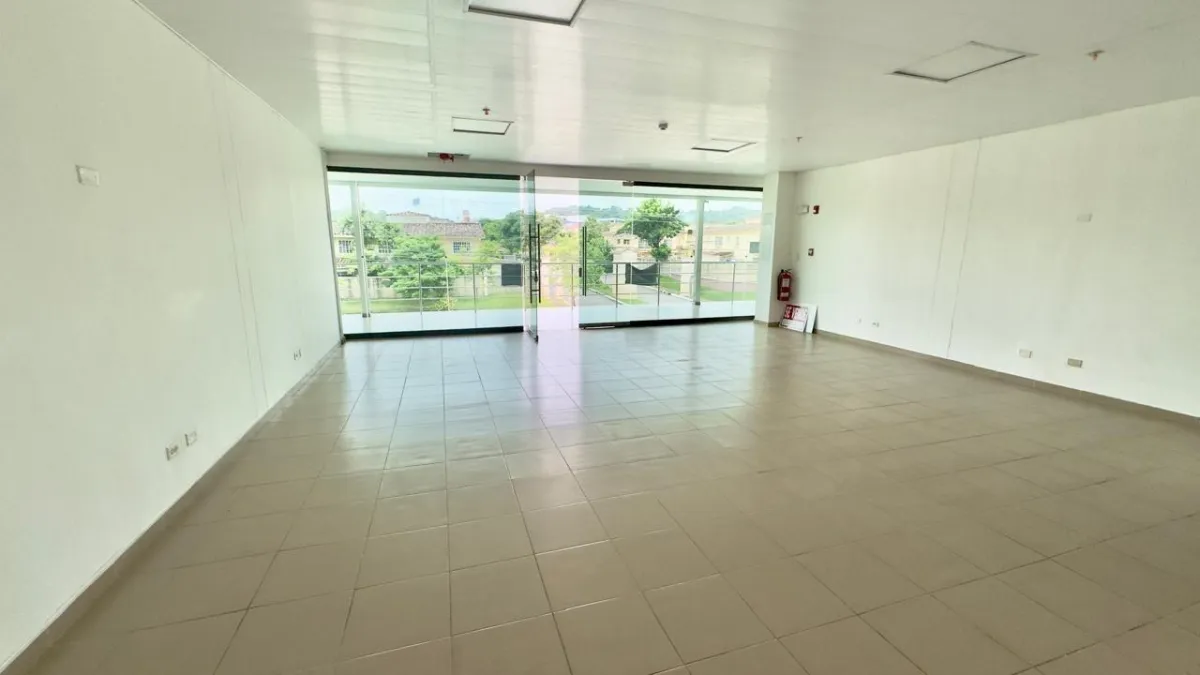 Commercial Space for Sale in Condado del Rey