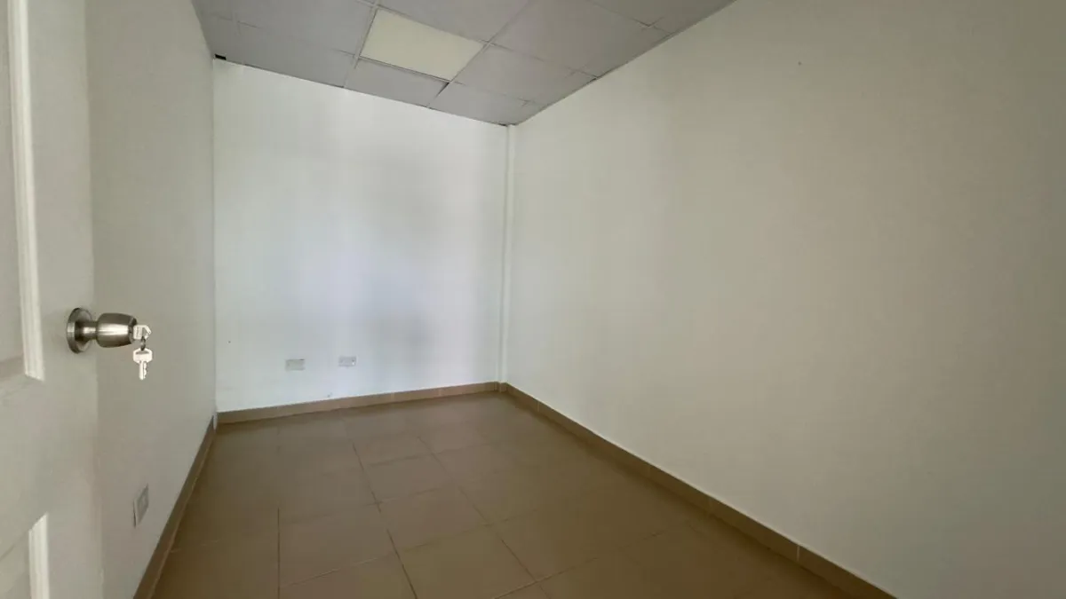 Commercial Space for Sale in Condado del Rey