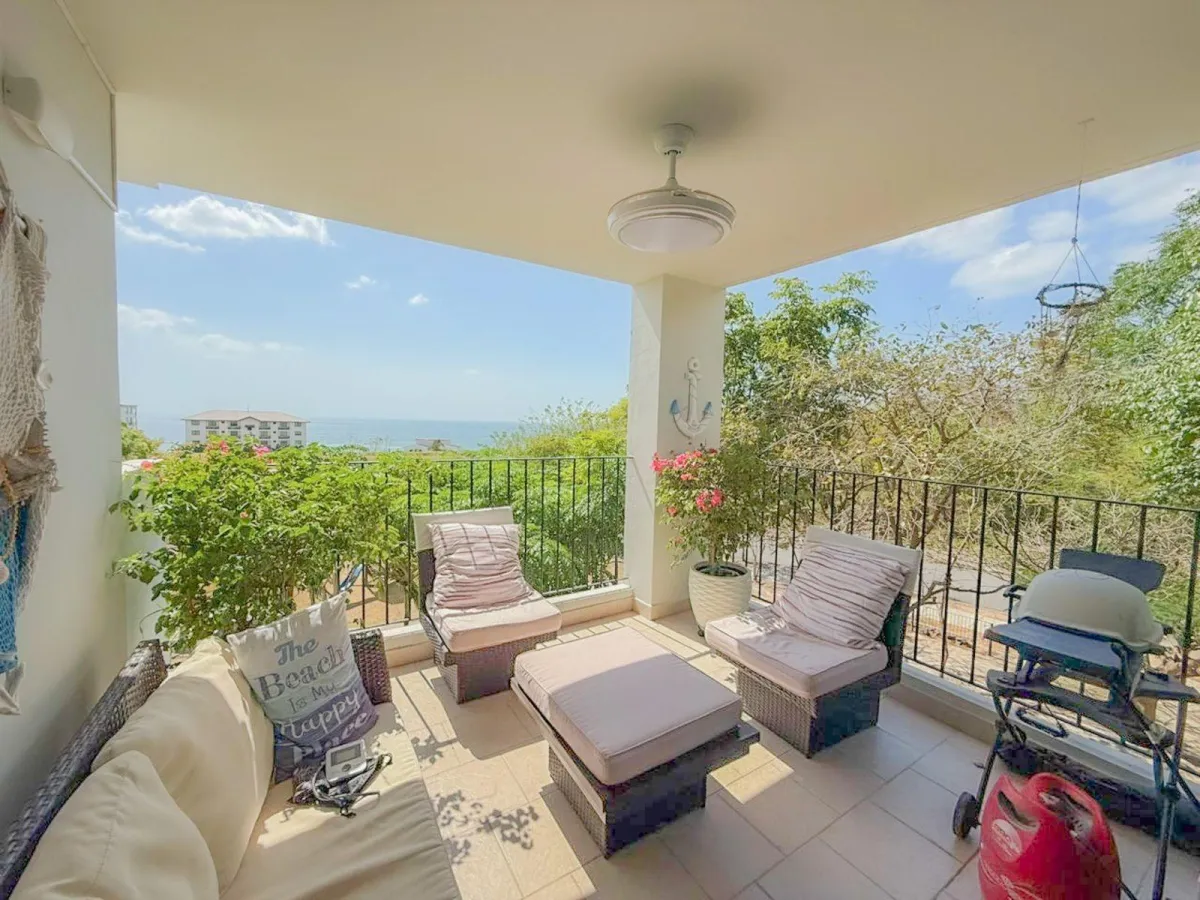 Beach Living at Galeones – La Ensenada, San Carlos