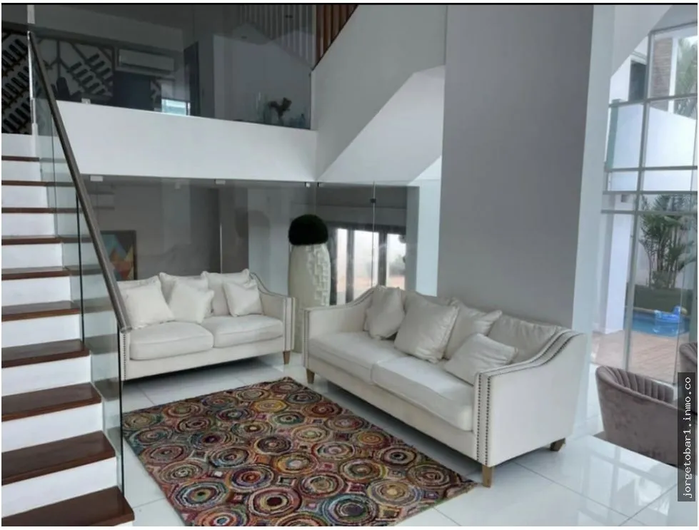 House for Sale Altos del Golf