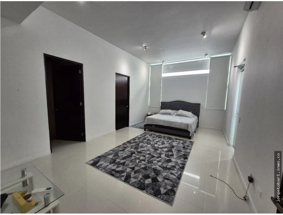 House for Sale Altos del Golf
