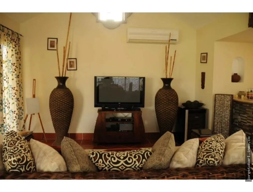 Beachfront Home for Sale - Buenaventura