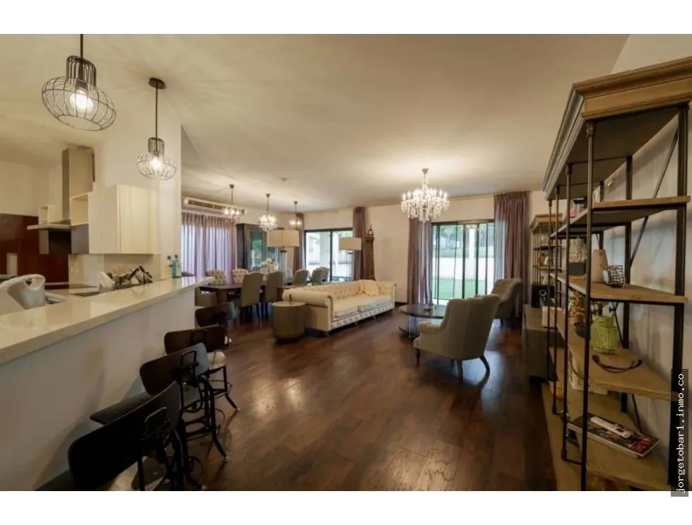 Maison unifamiliale à Clayton à vendre