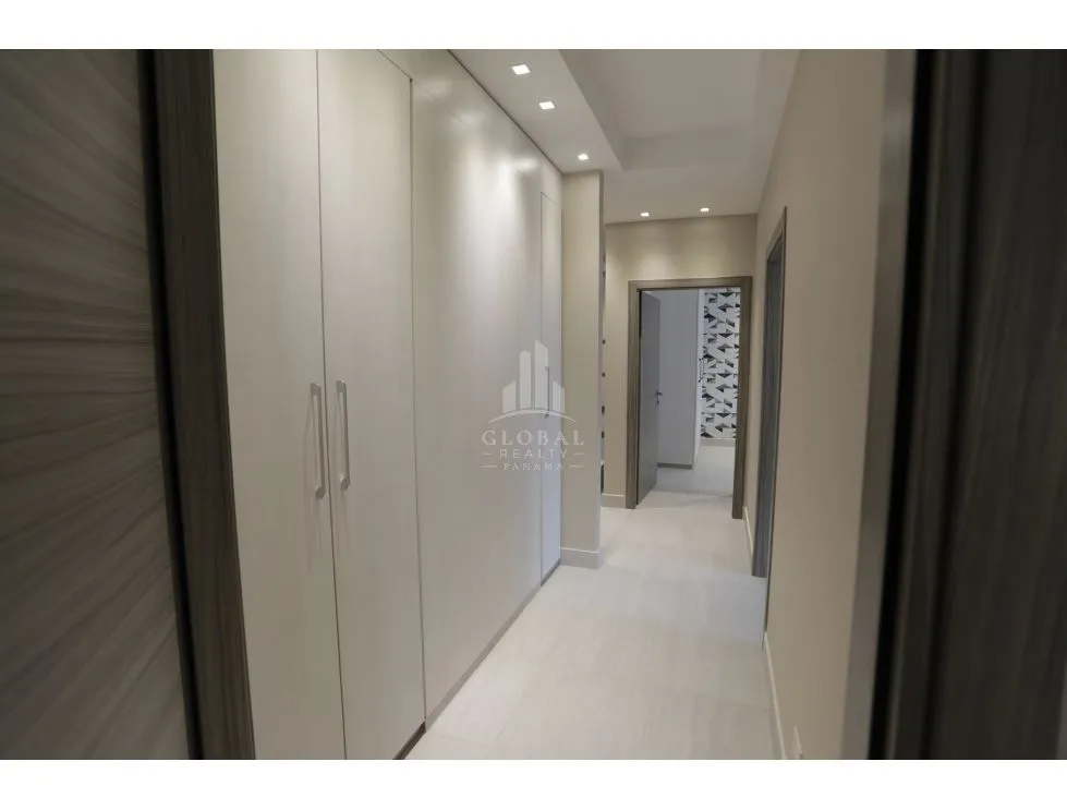 Apartment for sale in Costa del Este