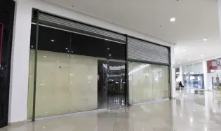 Alquiler de local comercial en Los Andes Mall. YP