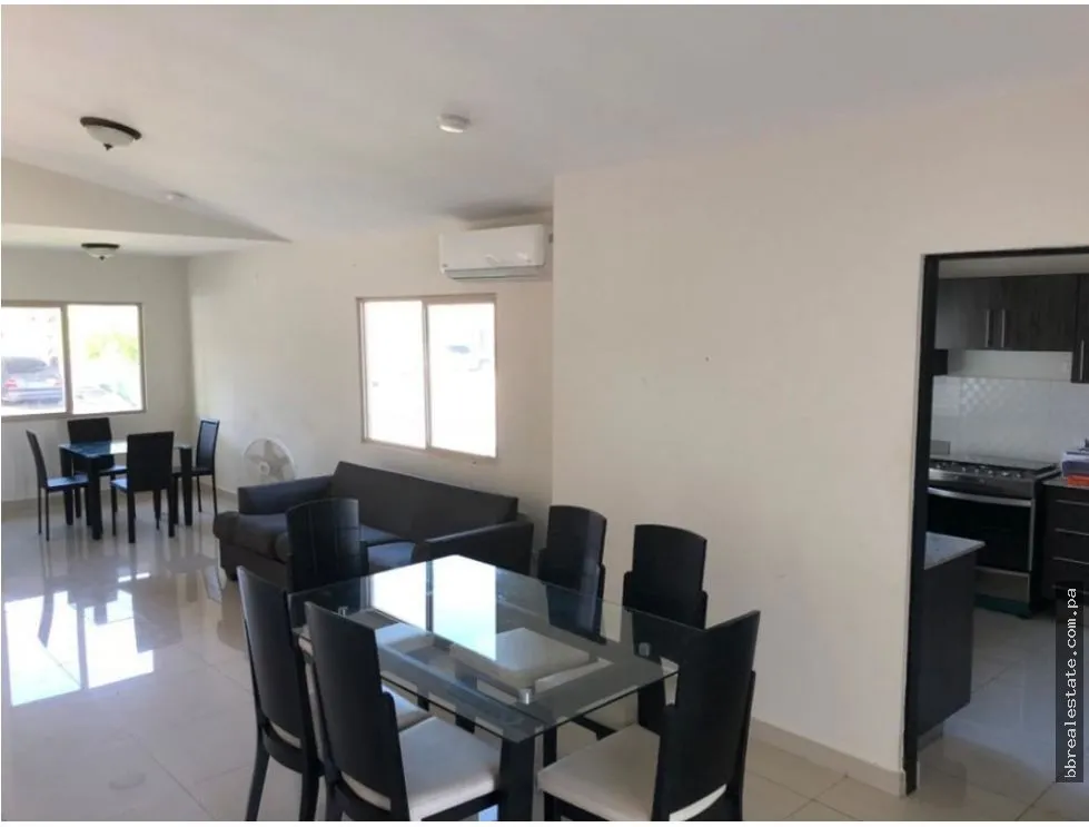 Maison unifamiliale à Chorrera à louer