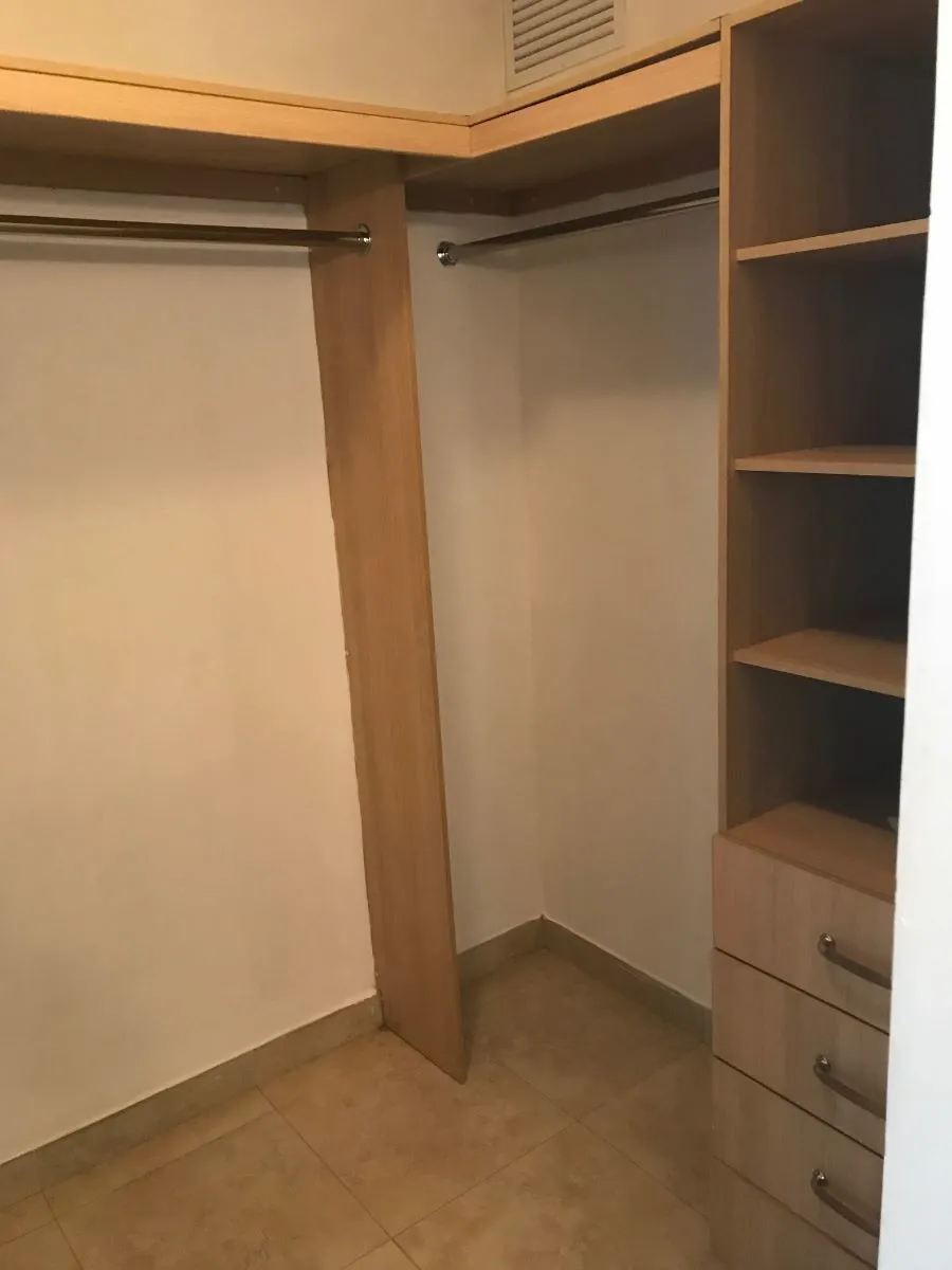 квартира в Balboa Avenue на продажу