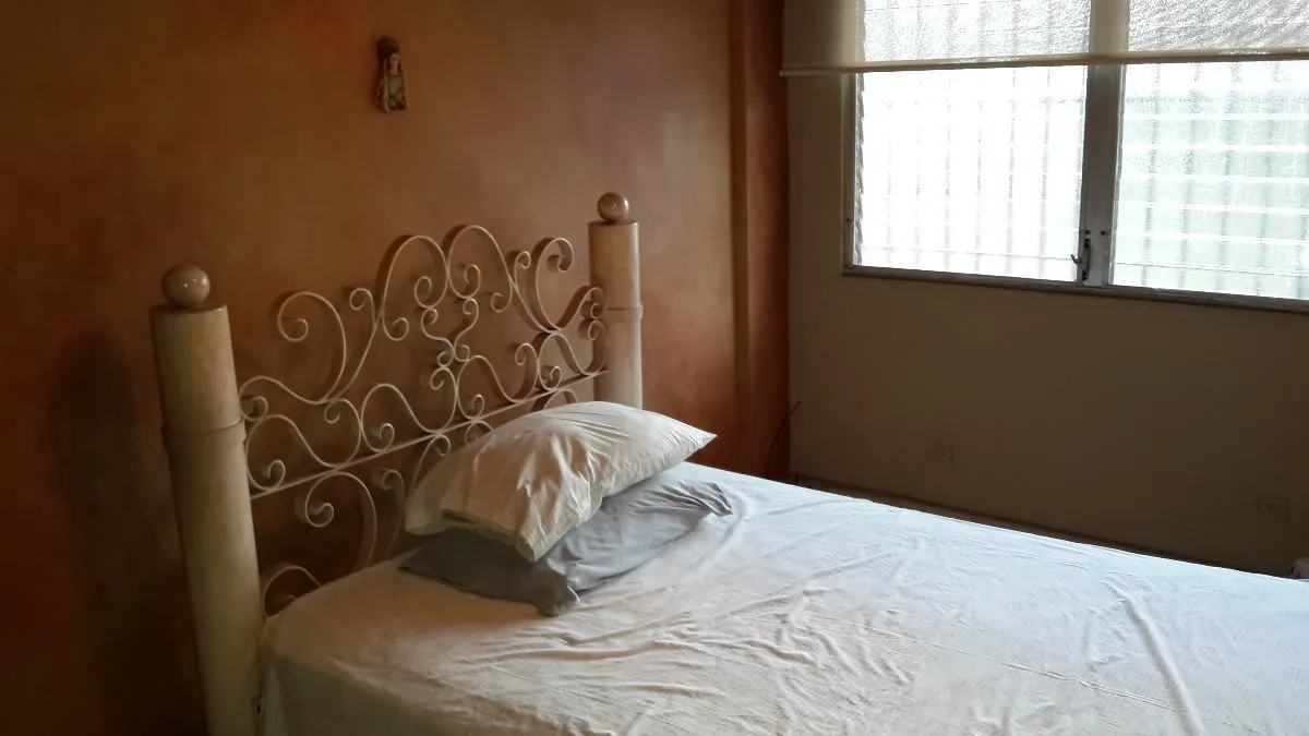 屋 在 Los Angeles 出售