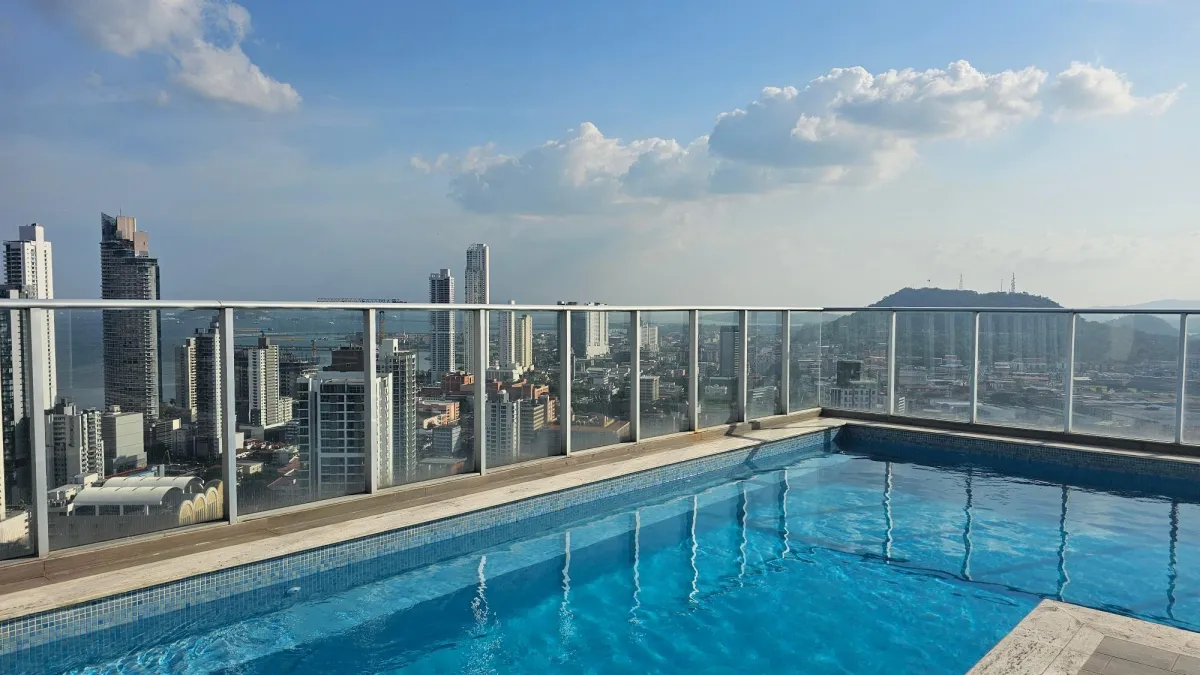FURNISHED APT IN SIGNATURE POINT IN VIA ESPAÑA