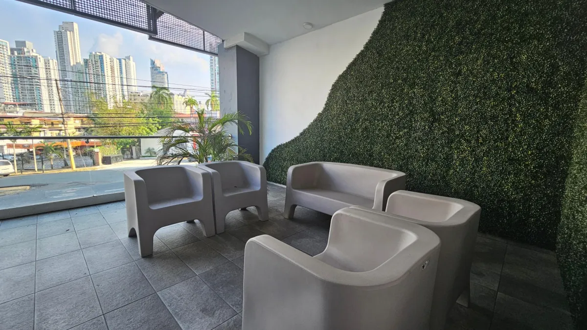 FURNISHED APT IN SIGNATURE POINT IN VIA ESPAÑA