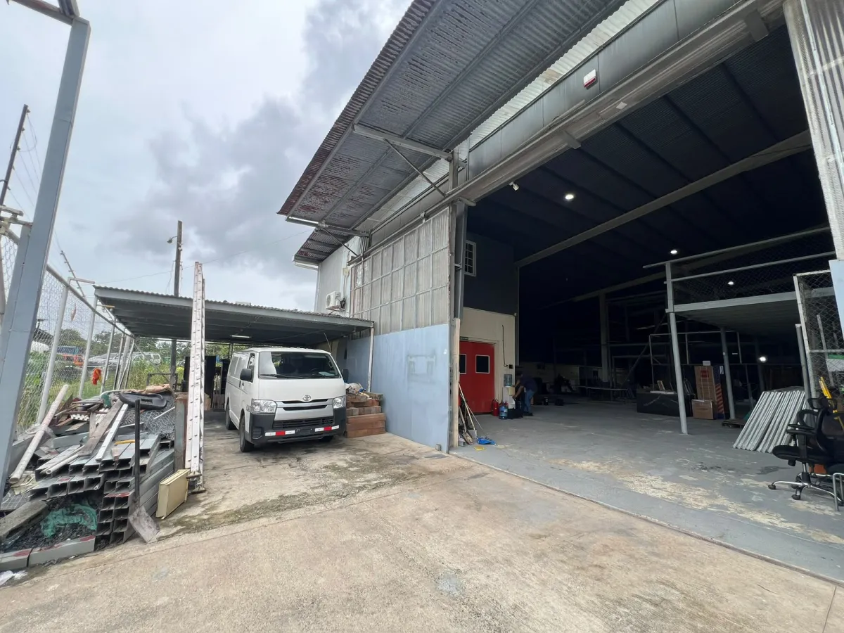 Warehouse for Sale | El Naranjal, Pacora