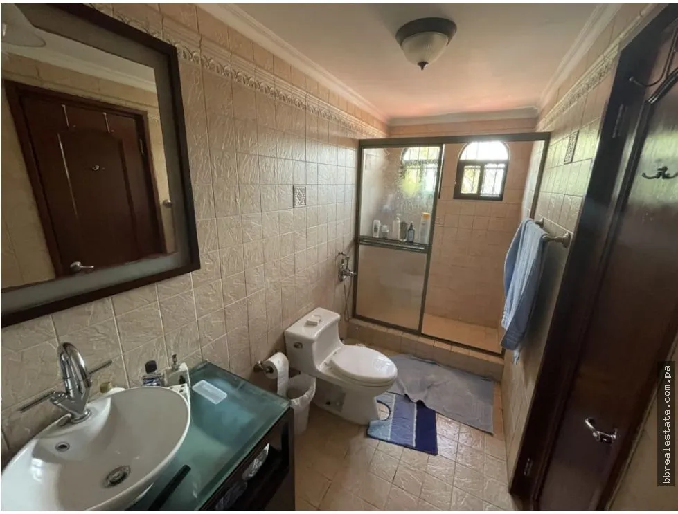 House for Sale in La Alameda