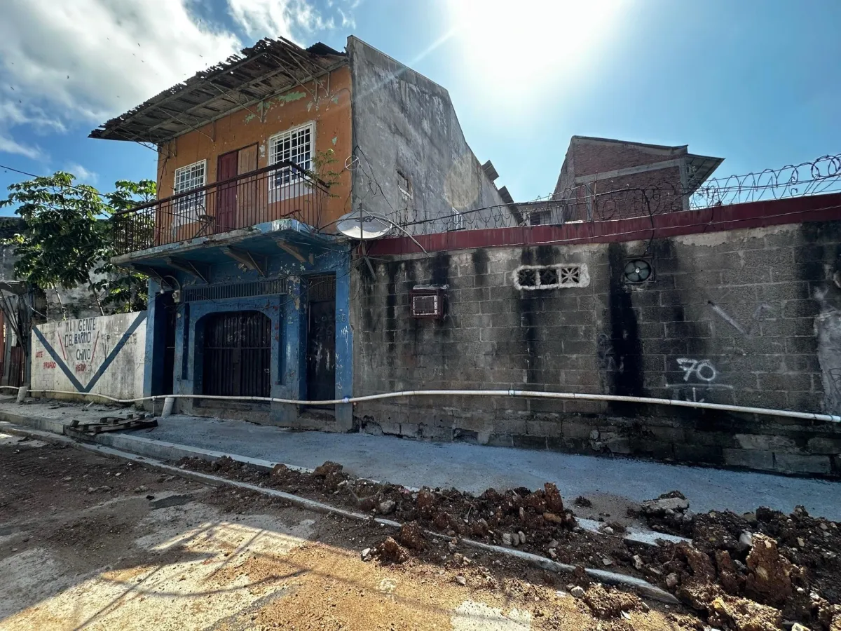 Se Vende Edificio + Lotes (610 m²) en Barrio Chino, Santa Ana