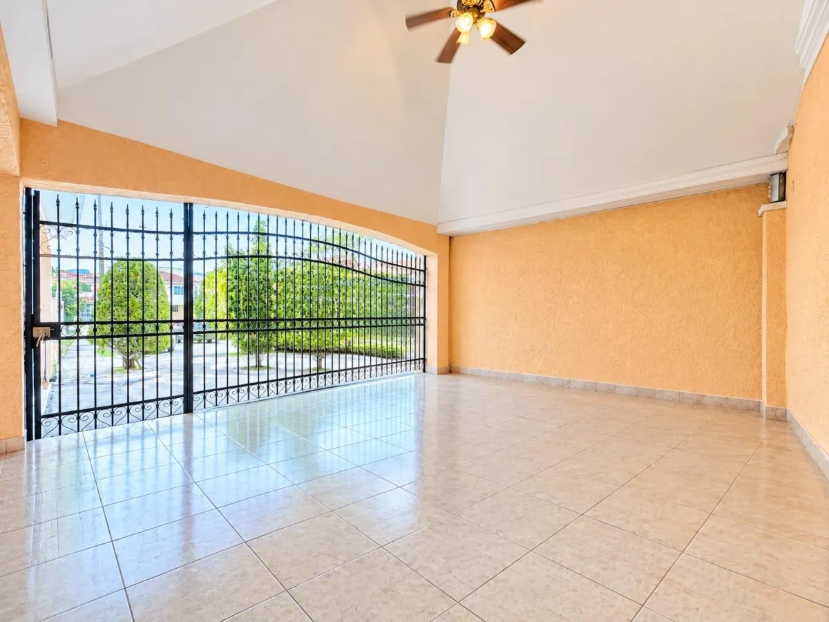 Casa en VENTA en Altos de Panamá, Fuente del Fresno