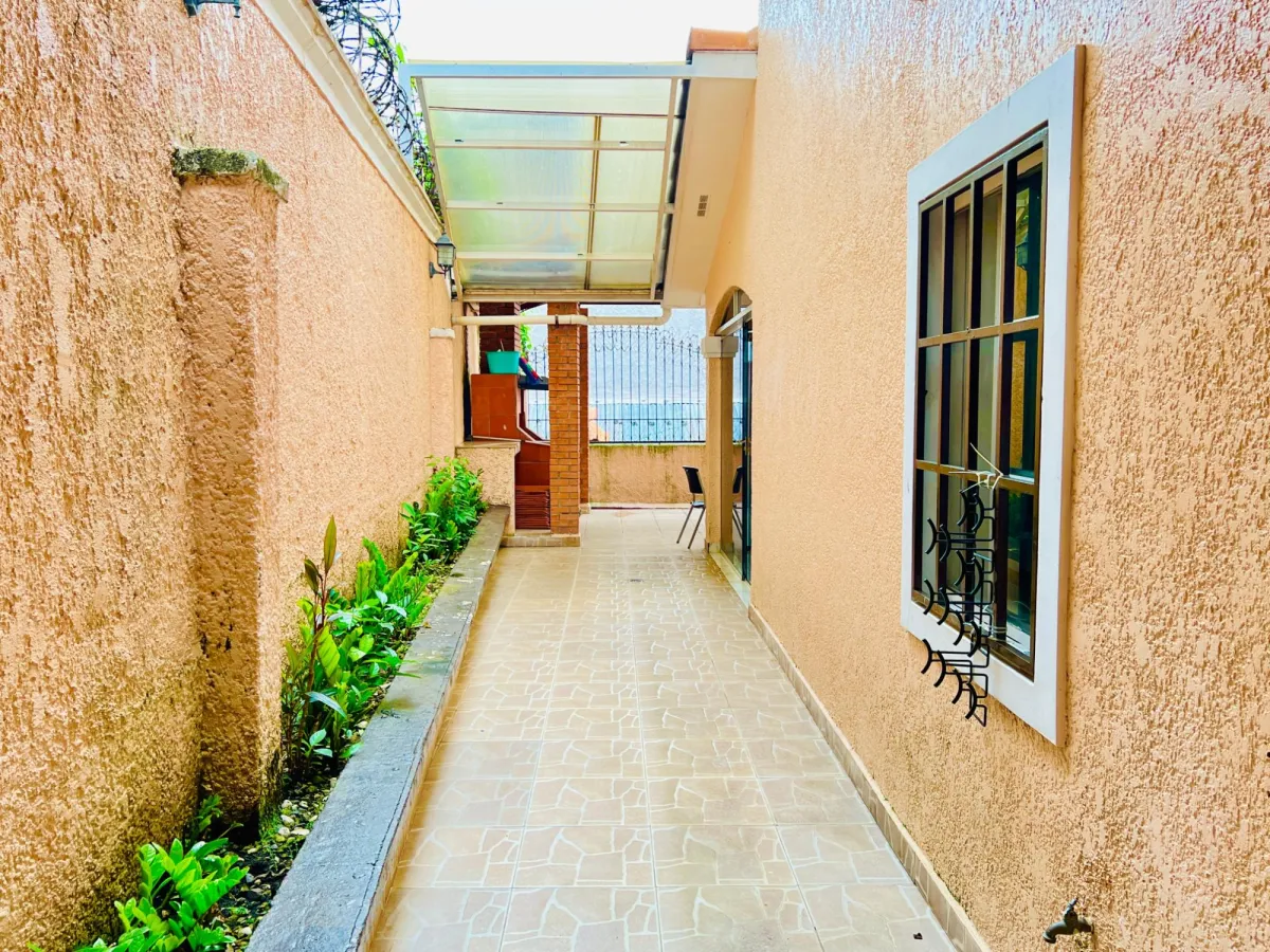 Casa en VENTA en Altos de Panamá, Fuente del Fresno