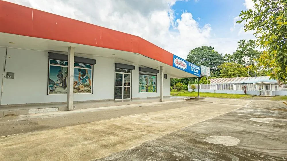 Propiedad comercial de uso mixto en San Pablo Viejo
